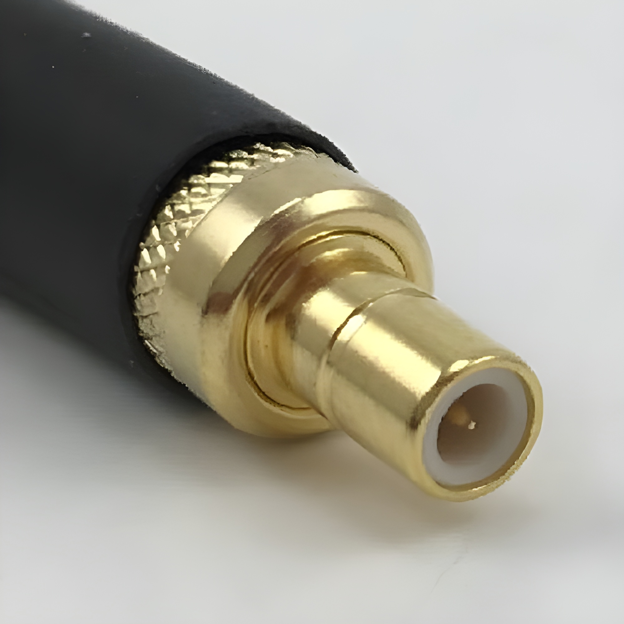 RFMAX SMB Male connector for LMR195 type SMBM-195